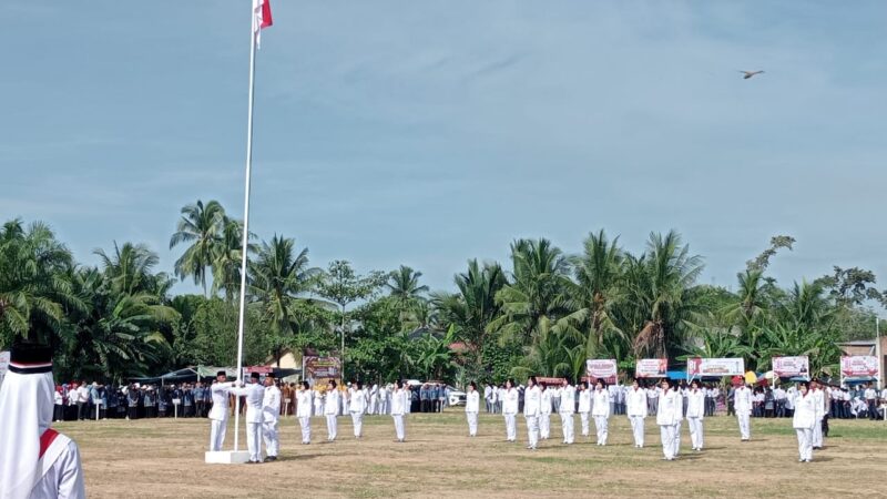 Paskibra SMKN Pante Bidari Sukses Kibarkan Merah Putih