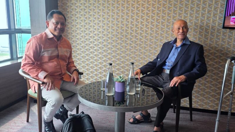 Mendagri Tito Karnavian Jenguk Wali Nanggroe Aceh di Penang