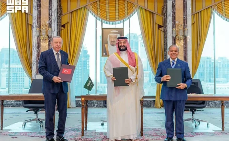 Sehari Usai Pakta Pertahanan, Menhan Pakistan Serukan Front Muslim Hadapi Israel
