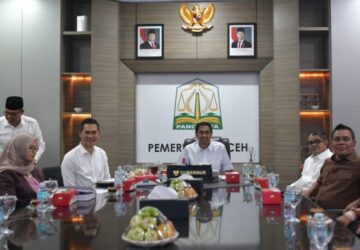 Pemegang Saham Pengendali pimpin RUPSLB Bank Aceh