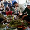 Wagub Aceh Hadiri Kenduri Maulid di Kaye Jatoe, Tradisi Bungkus Daun Tetap Terjaga
