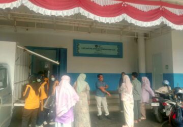 Pastikan Makanan Aman, Dinkes Periksa Proses Pengolahan hingga Sanitasi  SPPG Merduati
