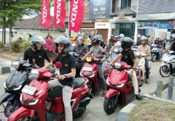 Bikers Honda Adu Sambung Lirik dan Foto Bareng di Stylo Sound Ride