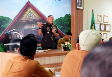 Dandim 0101/KBA Minta Keuchik Lebih Peka Membaca Potensi Gangguan