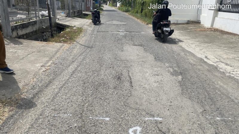 PUPR Banda Aceh Tangani 48 Titik Jalan Rusak Pekan Ini