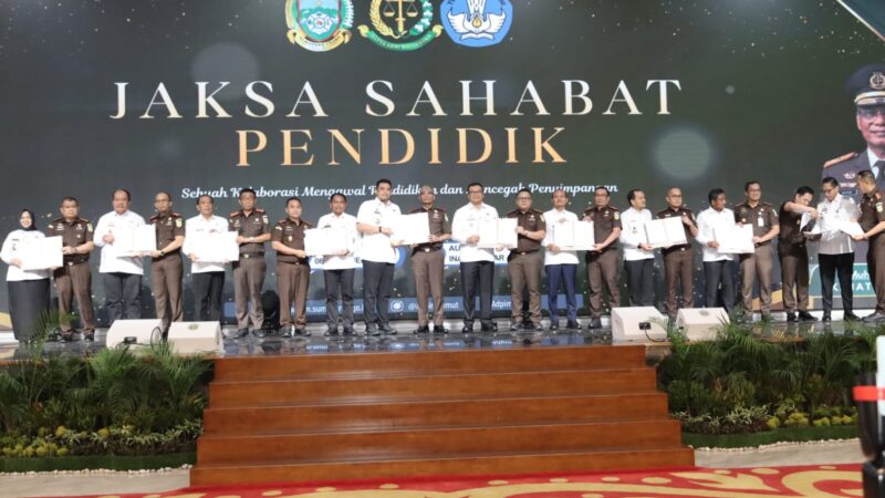 Bupati Asahan Taufik Zainal Abidin Hadiri Jaksa Sahabat Pendidik Di Medan