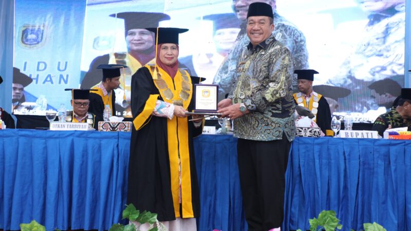 Bupati Taufik Hadiri Wisuda 199 Sarjana IAIDU Asahan Angkatan XXXVI