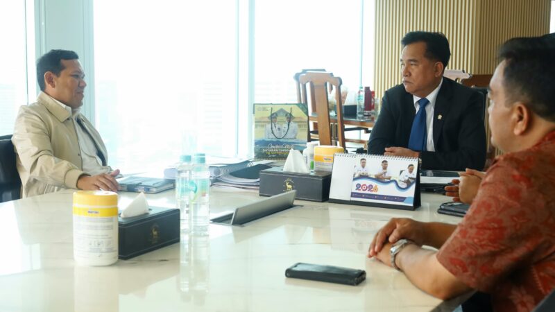 Temui Yusril, Dek Fadh Perkuat Komunikasi Aceh dengan Pemerintah Pusat