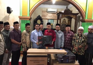 ketua DPRK Irwansyah Advokasi Bantuan Fasilitas untuk Delapan Masjid di Banda Aceh