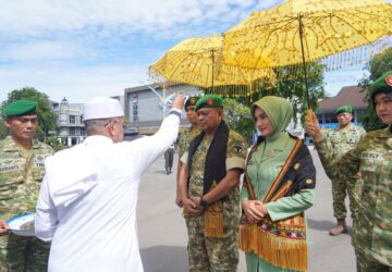 Brigjen Ali Imran Disambut Tradisi Peusijuk sebagai Kasdam Iskandar Muda